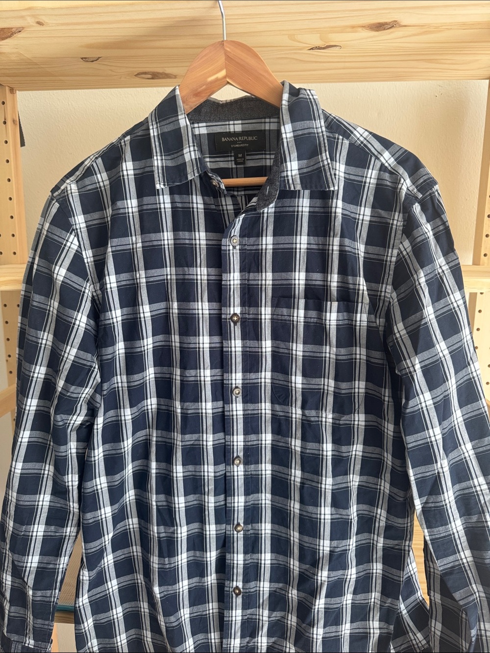 Banana Republic Navy and White Plaid Men's Button-Down Shirt